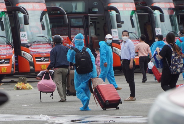 van chuyen bang xe khach can khan truong co cac phuong an phu hop