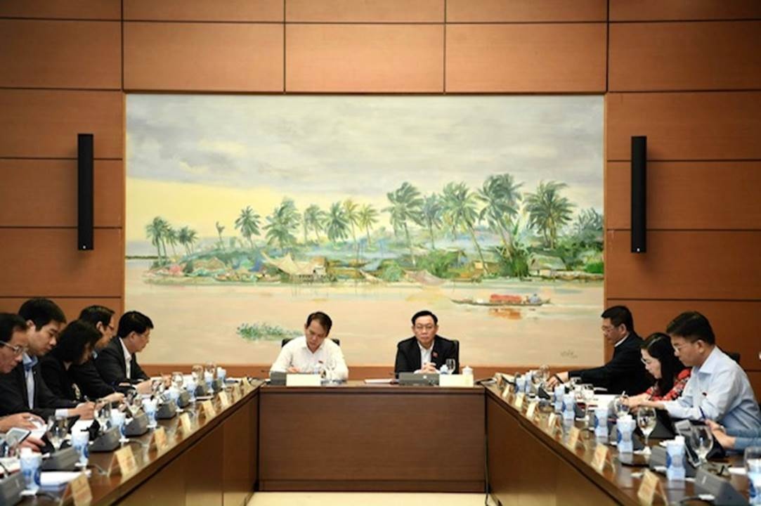 doi moi tu duy phong chong dich de phuc hoi kinh te