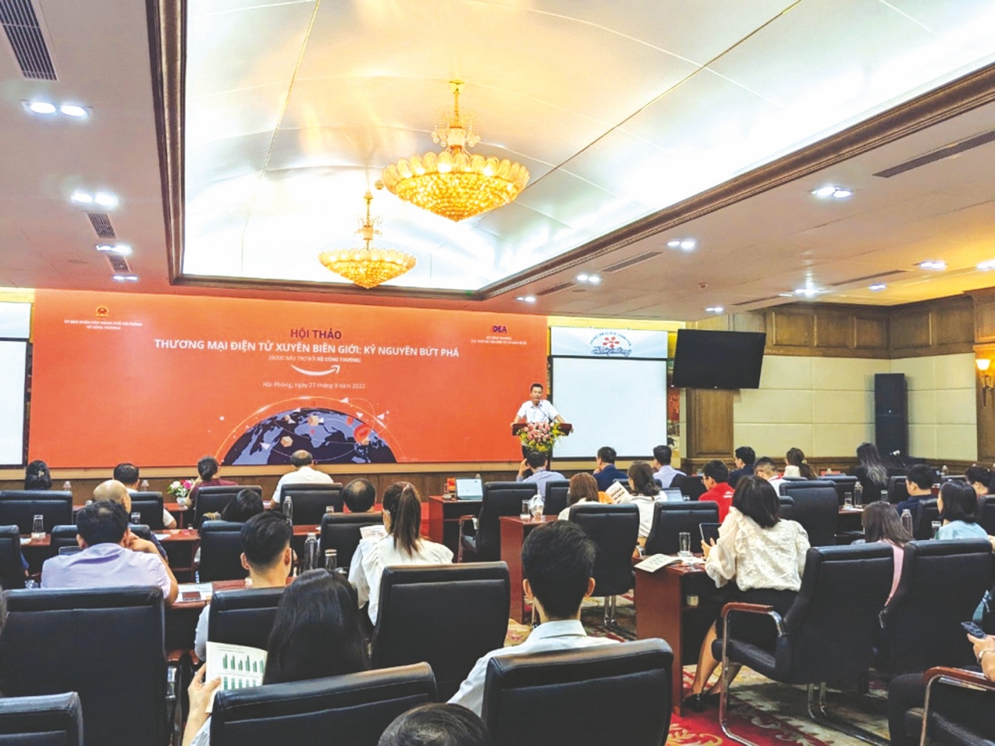 khai thac thuong mai dien tu xuyen bien gioi