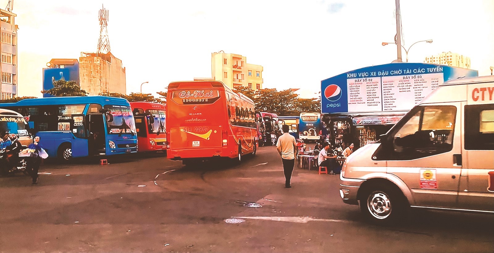 Vì sao cước vận tải khó giảm?