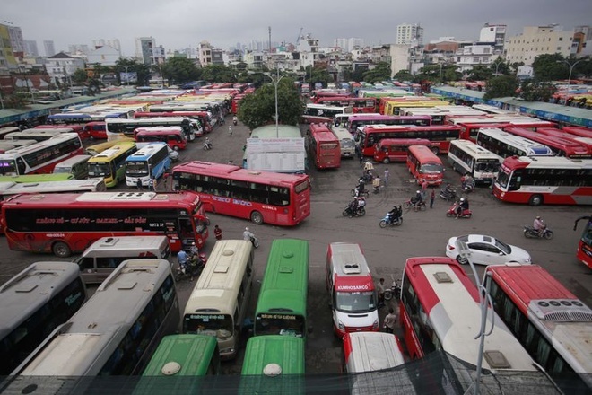 Vì sao cước vận tải khó giảm? vi sao cuoc van tai kho giam
