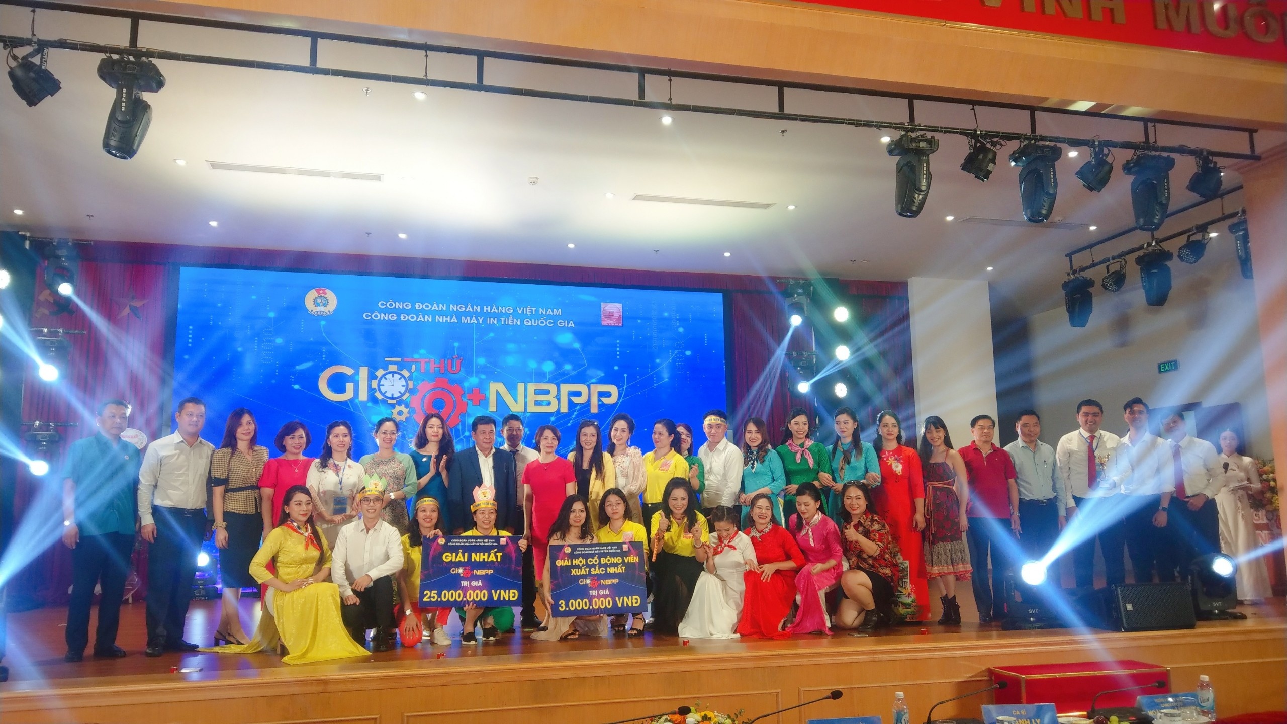 cong doan nha may in tien quoc gia huong ung phong trao gio thu 9