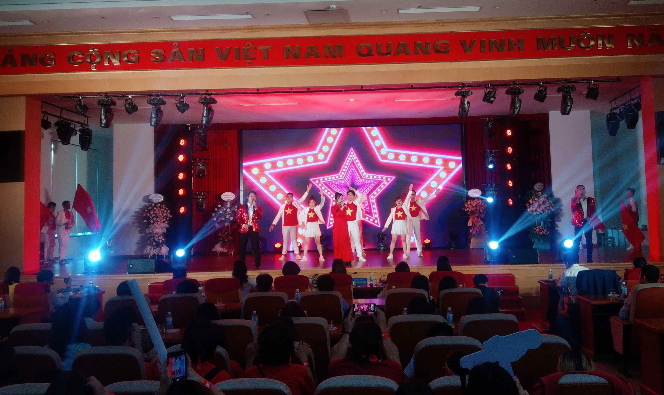 cong doan nha may in tien quoc gia huong ung phong trao gio thu 9