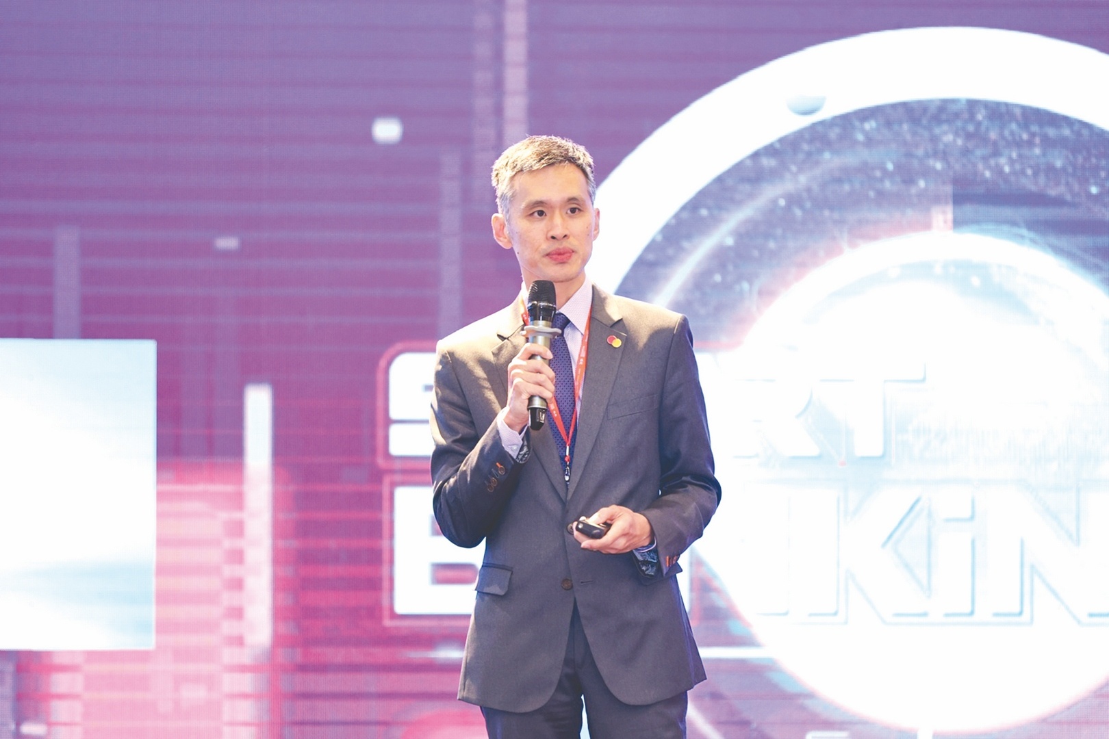 Trải nghiệm khách hàng - cốt lõi phát triển ngân hàng số trai nghiem khach hang cot loi phat trien ngan hang so