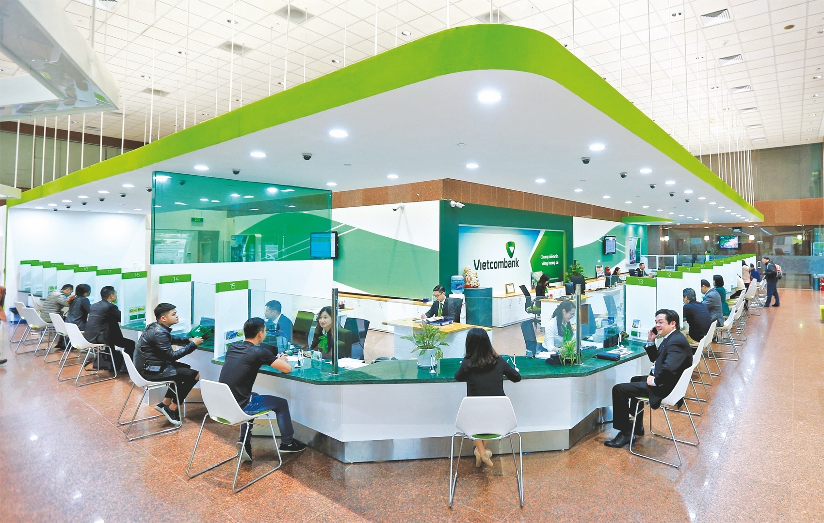 ngan hang dong loat giam manh lai suat huy dong