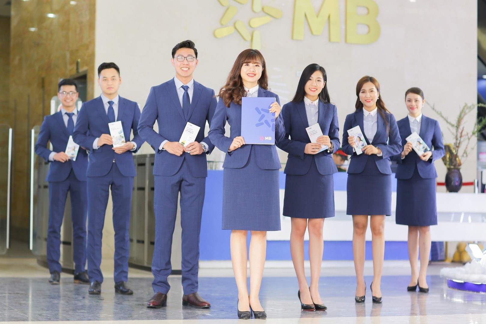 chi phi dao tao nhan su ngan hang tang