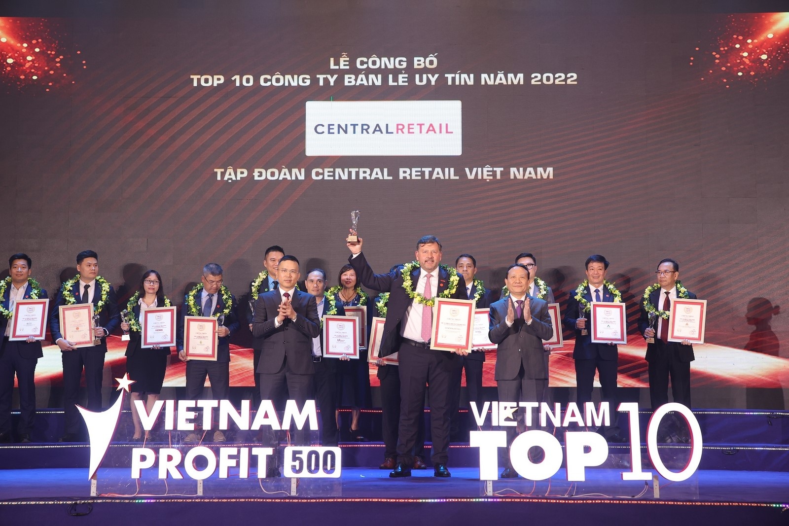 central retail giu vi tri quan quan top 10 cong ty uy tin nganh ban le nam 2022