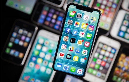 iPhone X đáng lẽ được công bố năm 2018