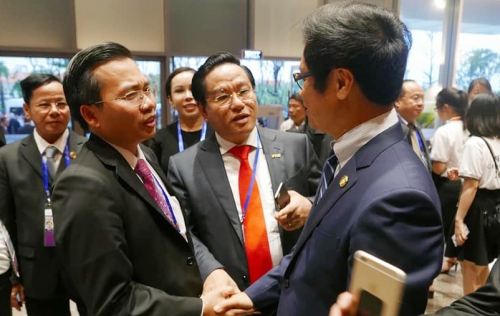 CEO Summit 2017 tiếp tục bàn thảo các vấn đề quan trọng