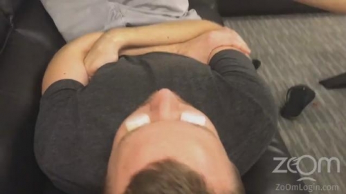 Sau khi bị Bkav qua mặt, tới lượt FaceID trên iPhone X bị “lừa” mở khóa khi người dùng đang ngủ Sau khi bị Bkav qua mặt, tới lượt FaceID trên iPhone X bị “lừa” mở khóa khi người dùng đang ngủ