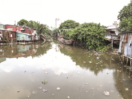 TP.HCM: “Giải cứu” kênh rạch ô nhiễm