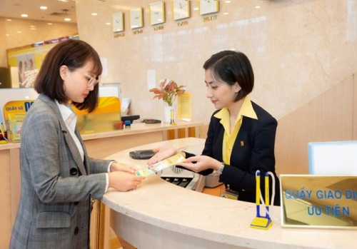 Gửi tiết kiệm ngân hàng lãi cao còn có cơ hội trúng thưởng lớn