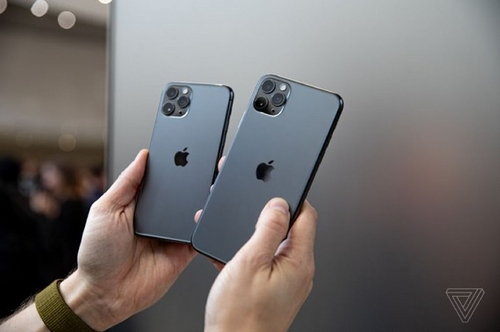 Người dùng không còn chê thiết kế camera iPhone 11 Người dùng không còn chê thiết kế camera iPhone 11
