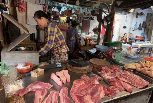 Thay đổi thói quen tiêu dùng khi giá thịt lợn tăng