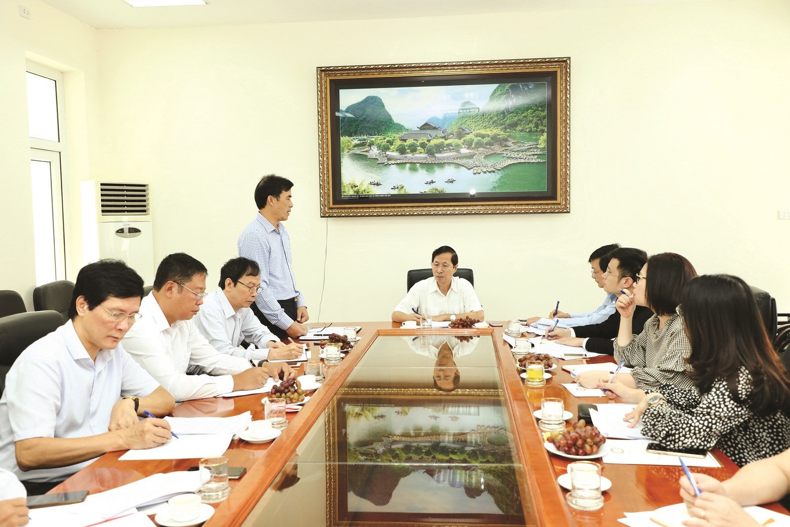 nganh ngan hang ninh binh diem sang ve cai thien moi truong kinh doanh