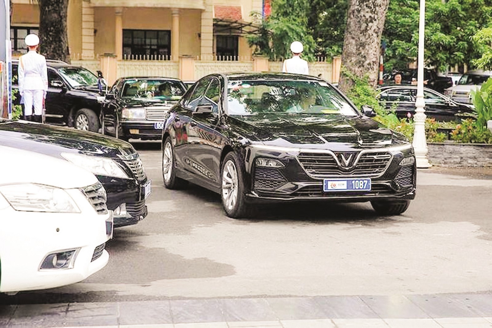 dai su quan ao su dung vinfast lux a20 lam xe cong vu