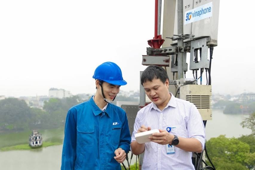 vinaphone va mobifone se trien khai mang 5g tai ha noi va tphcm vao thang 12