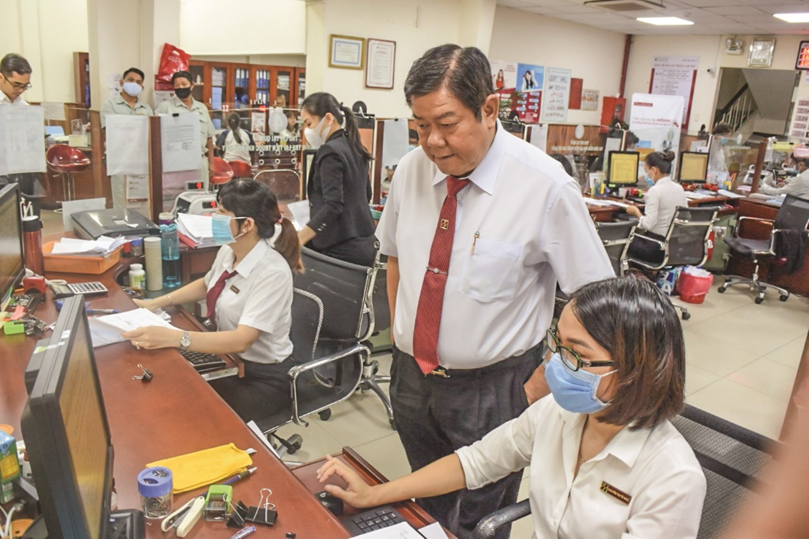 vung vang theo buoc cha anh