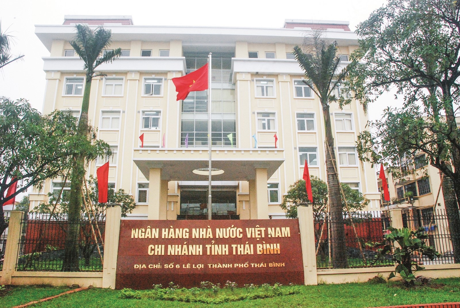 Ngành Ngân hàng Thái Bình: Tạo bước đột phá trong giai đoạn phát triển mới nganh ngan hang thai binh tao buoc dot pha trong giai doan phat trien moi