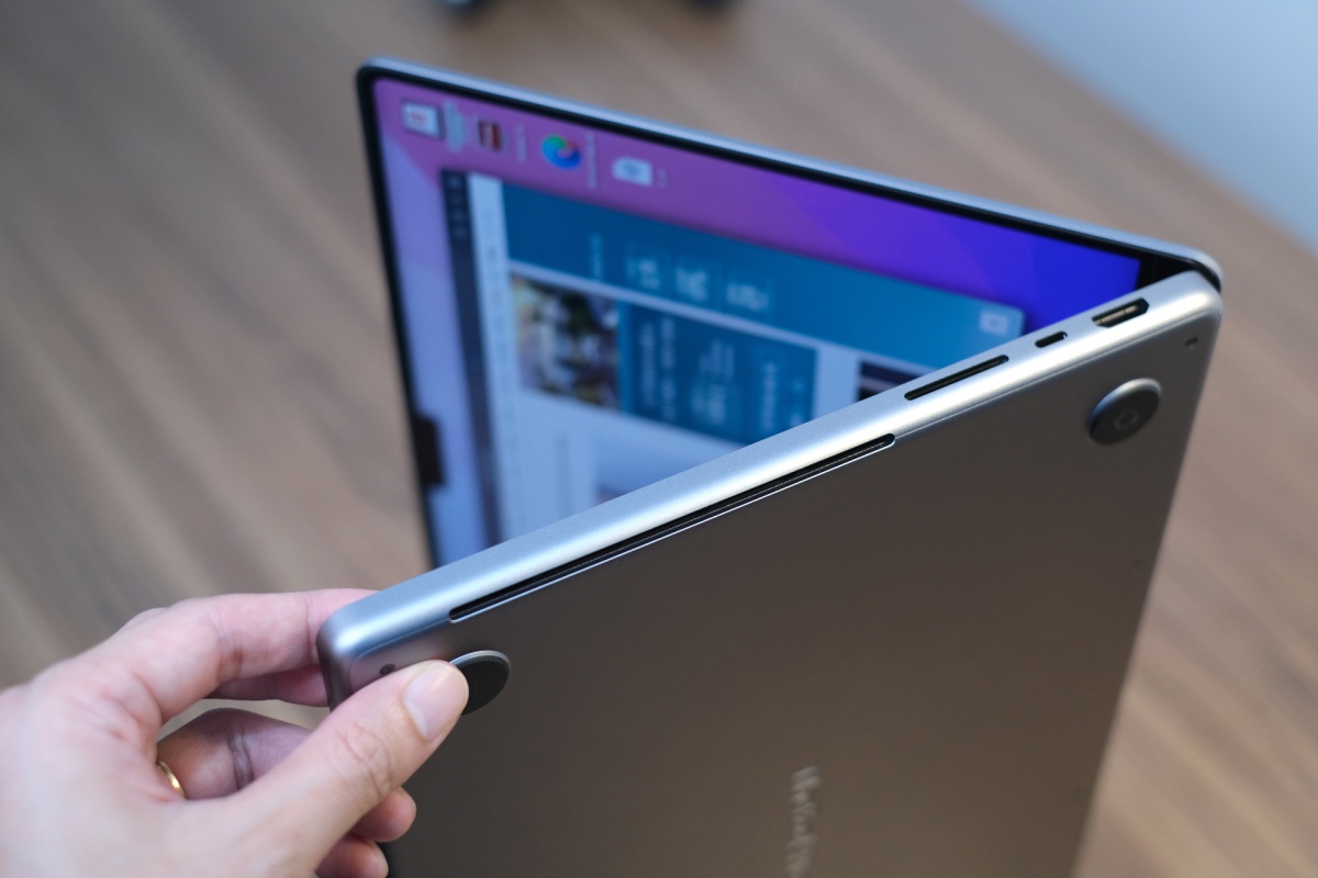 macbook pro tai tho ve viet nam