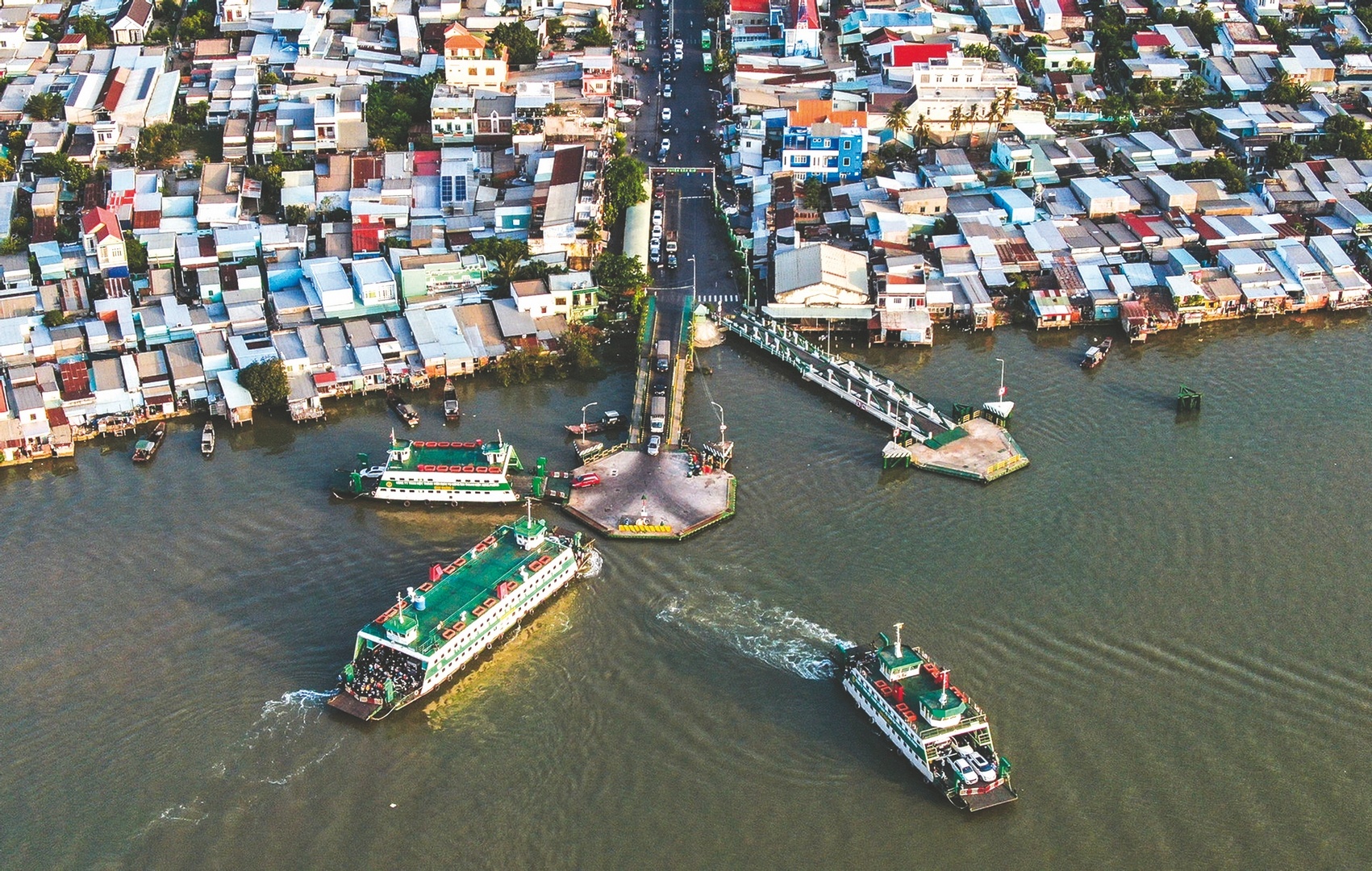 tphcm phat trien kinh te dem o can gio