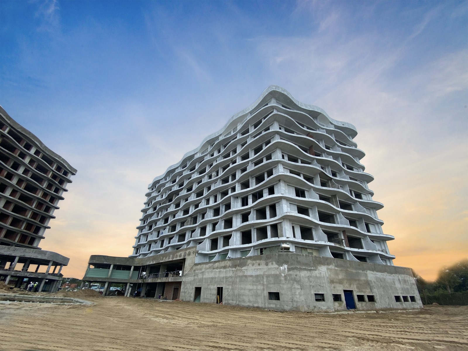 chiem nguong dien mao moi cua shantira beach resort spa