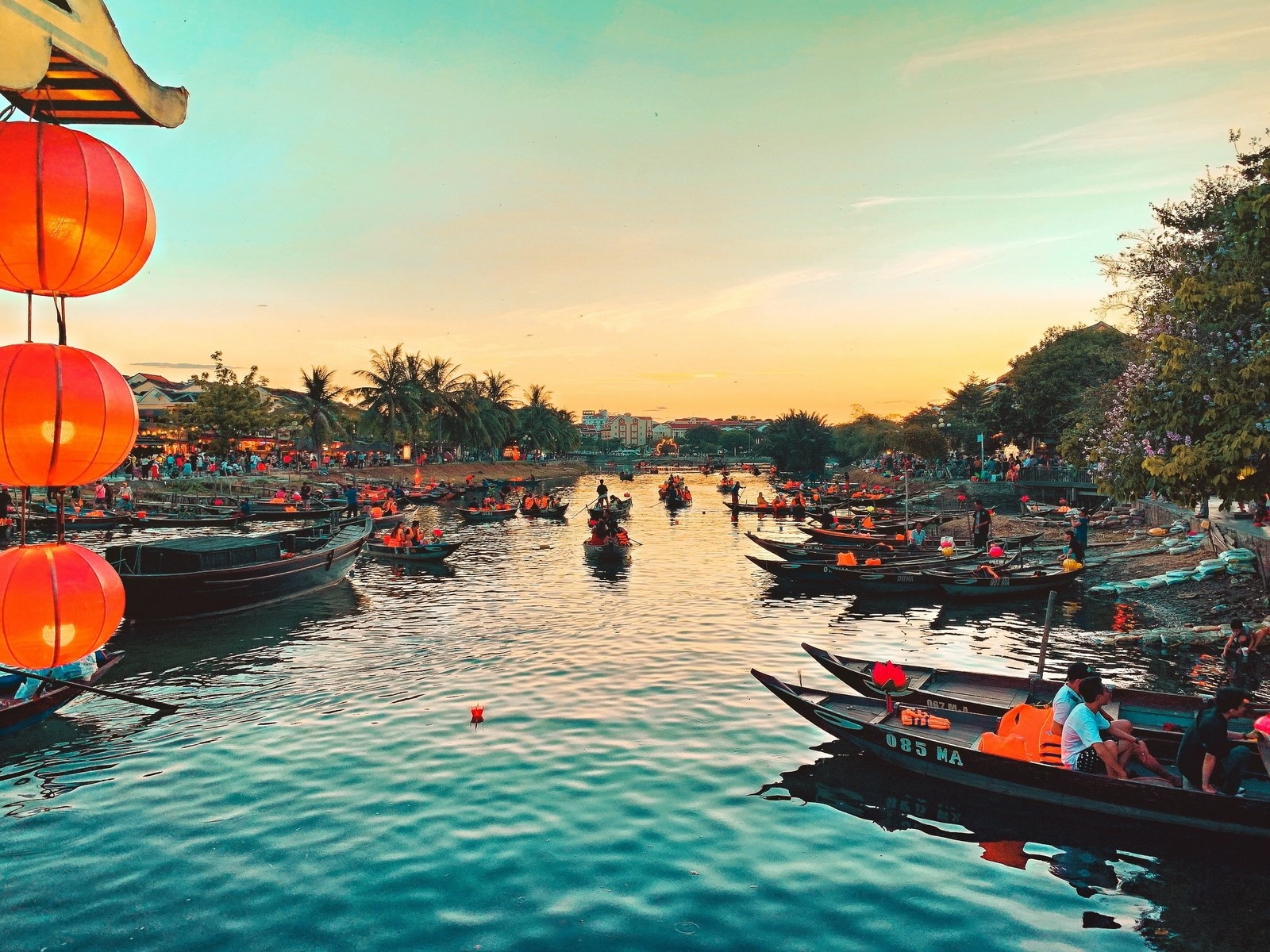 chiem nguong dien mao moi cua shantira beach resort spa