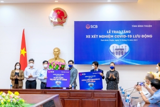 SCB tặng Bình Thuận xe xét nghiệm COVID-19 lưu động