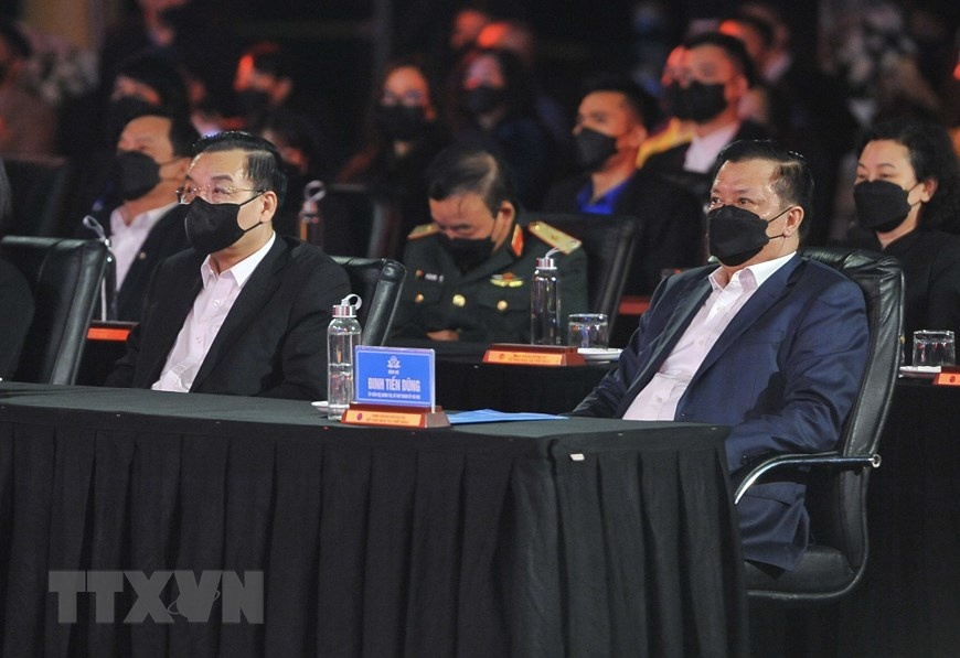 thap nen tuong niem nan nhan tu vong trong dai dich covid 19