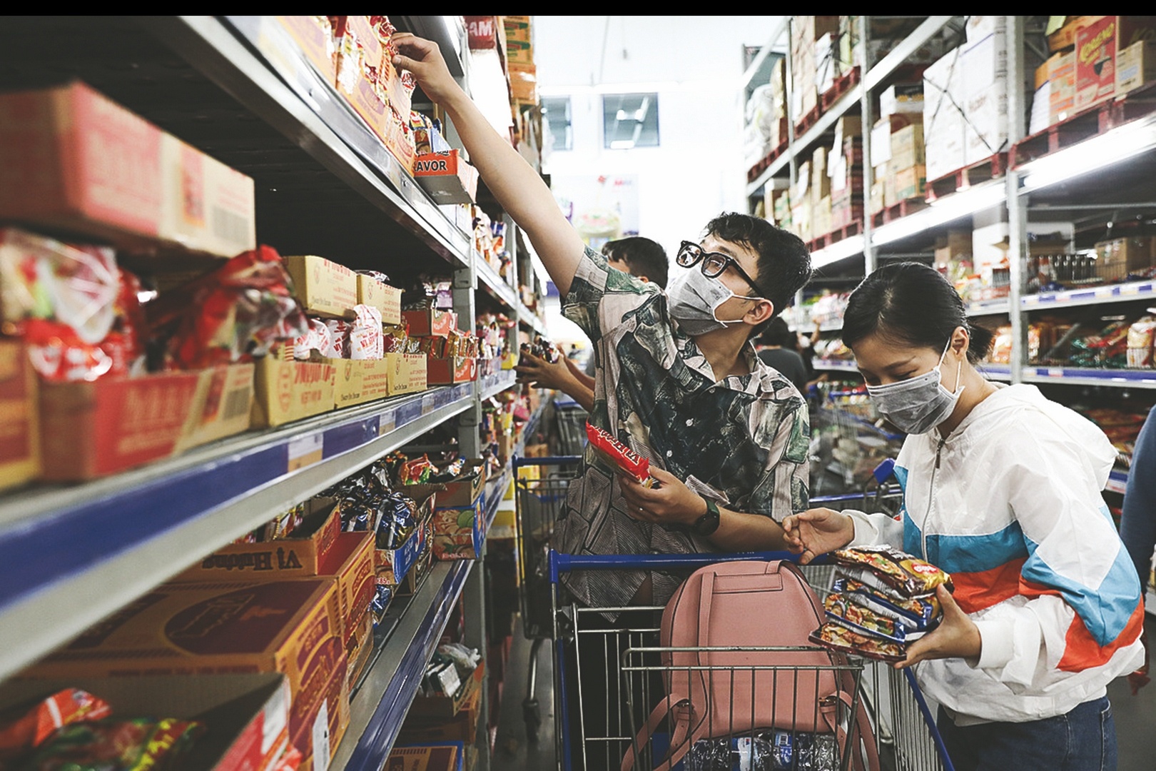 Thị trường bán lẻ “bật dậy” những tháng cuối năm? thi truong ban le bat day nhung thang cuoi nam