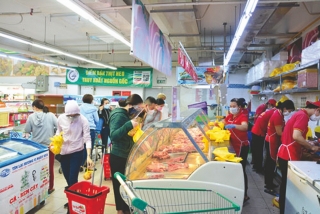 TP.Hồ Chí Minh: Kiên trì nhiều giải pháp để chặn đà tăng giá