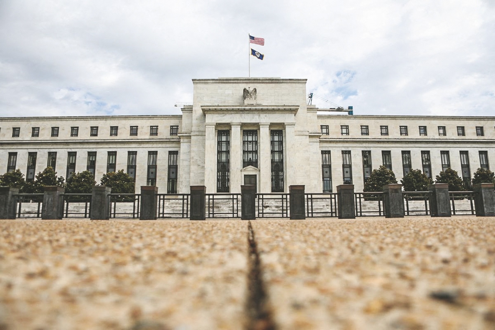 them co so de fed tang lai suat 136559