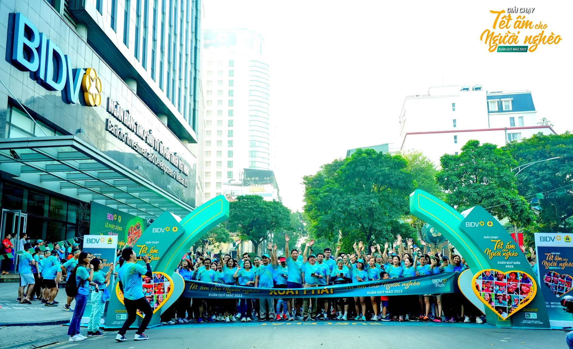 BIDVRUN - Tết ấm cho người nghèo Xuân Quý Mão 2023 bidvrun tet am cho nguoi ngheo xuan quy mao 2023