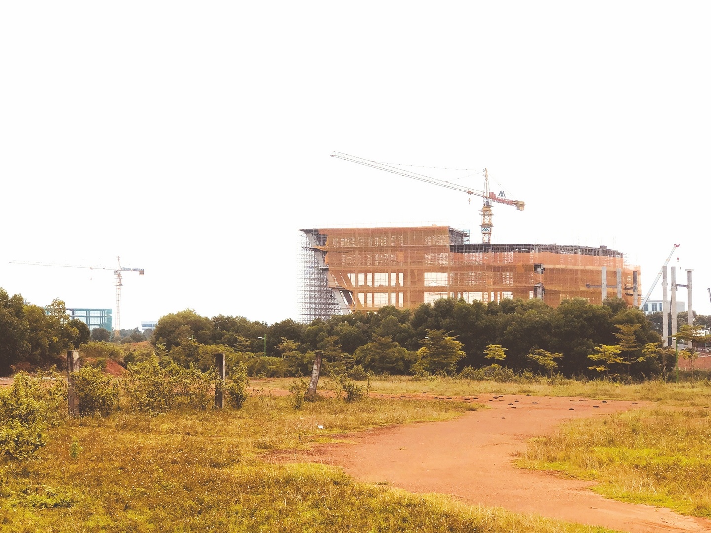 Giám sát đặc biệt hiện tượng "cò" bất động sản