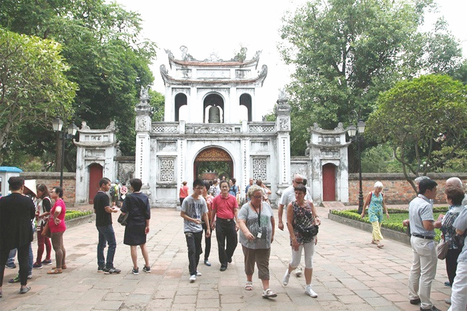 khoi dong mua du lich cuoi nam