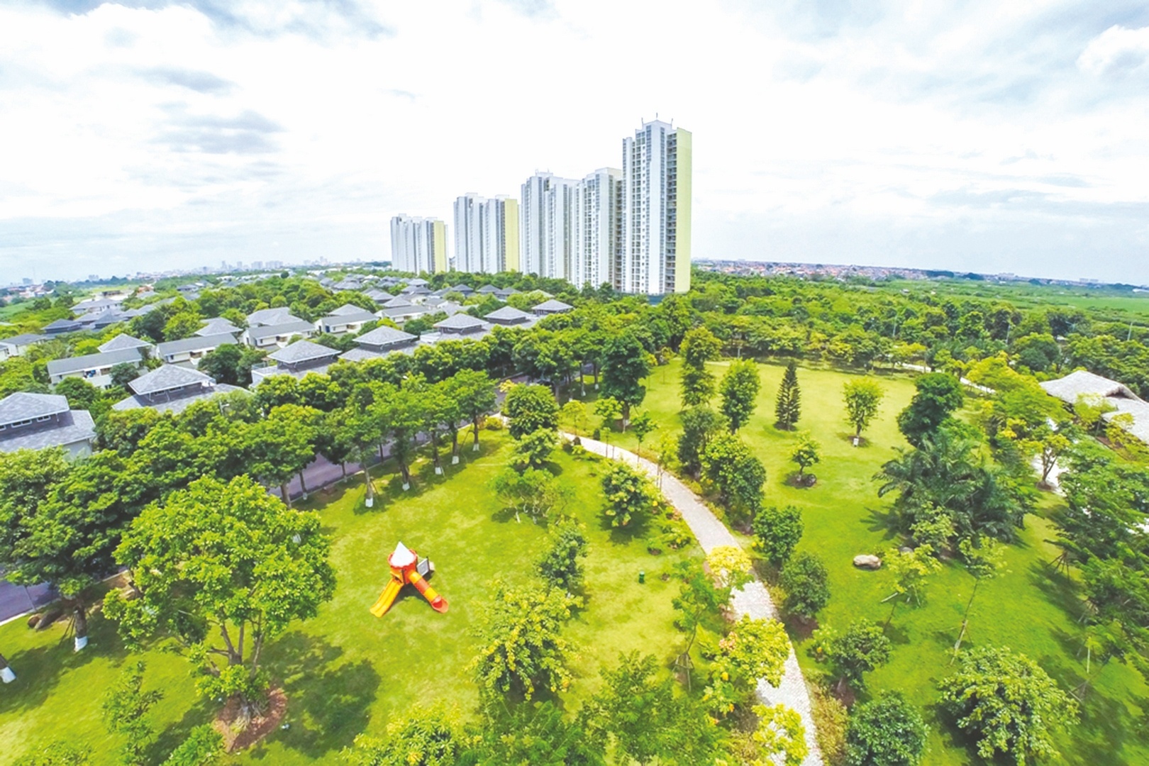 tan dung von ngoai cho tang truong xanh