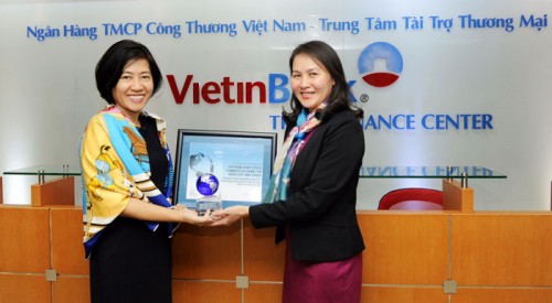 VietinBank được vinh danh là Ngân hàng tốt nhất xử lý thông suốt điện MT103