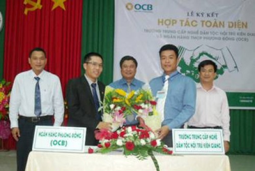 OCB hợp tác toàn diện với 10 trường