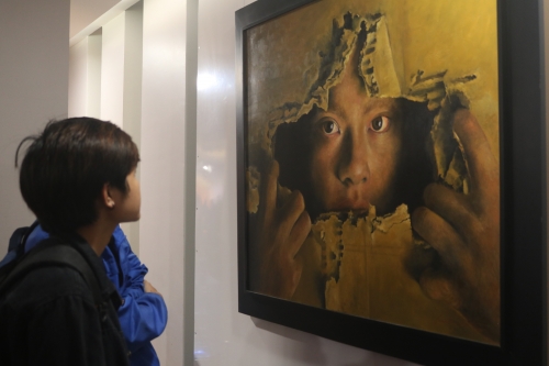 Triển lãm tranh“Mỹ thuật Đà Nẵng 2017”: Đem đến một luồng gió mới Triển lãm tranh“Mỹ thuật Đà Nẵng 2017”: Đem đến một luồng gió mới