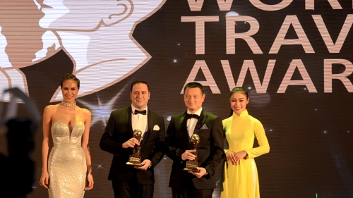 InterContinental Danang Sun Peninsula Resort làm nên lịch sử World Travel Awards