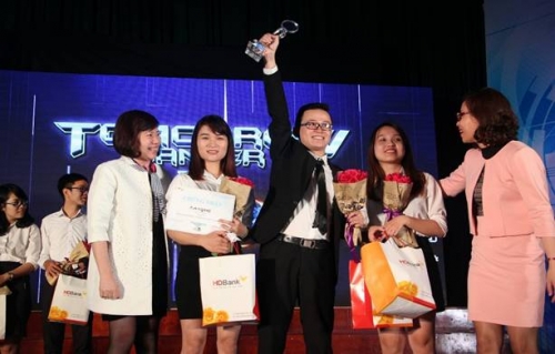 Cuộc thi Nhà ngân hàng tương lai 2017: Học thuật gắn với thực tiễn Cuộc thi Nhà ngân hàng tương lai 2017: Học thuật gắn với thực tiễn