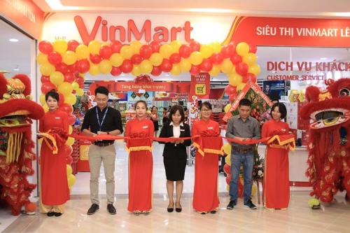 Gần 70.000 lượt khách đến Vincom Plaza Lê Thánh Tôn, Nha Trang ngày khai trương Gần 70.000 lượt khách đến Vincom Plaza Lê Thánh Tôn, Nha Trang ngày khai trương