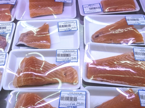 Người Việt tiêu thụ nhiều thủy sản ngoại