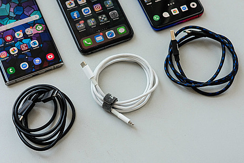 Smartphone 2019 "đua" sạc nhanh smartphone 2019 dua sac nhanh