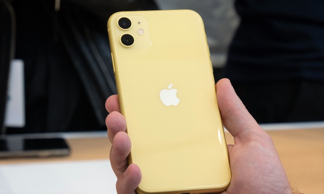 iPhone 11 xách tay tiếp tục giảm giá tại Việt Nam