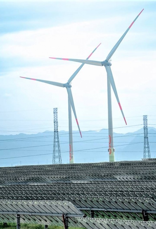 Top 10 doanh nghiệp năng lượng sạch chiếm 49% tổng công suất điện mặt trời, điện gió top 10 doanh nghiep nang luong tai tao