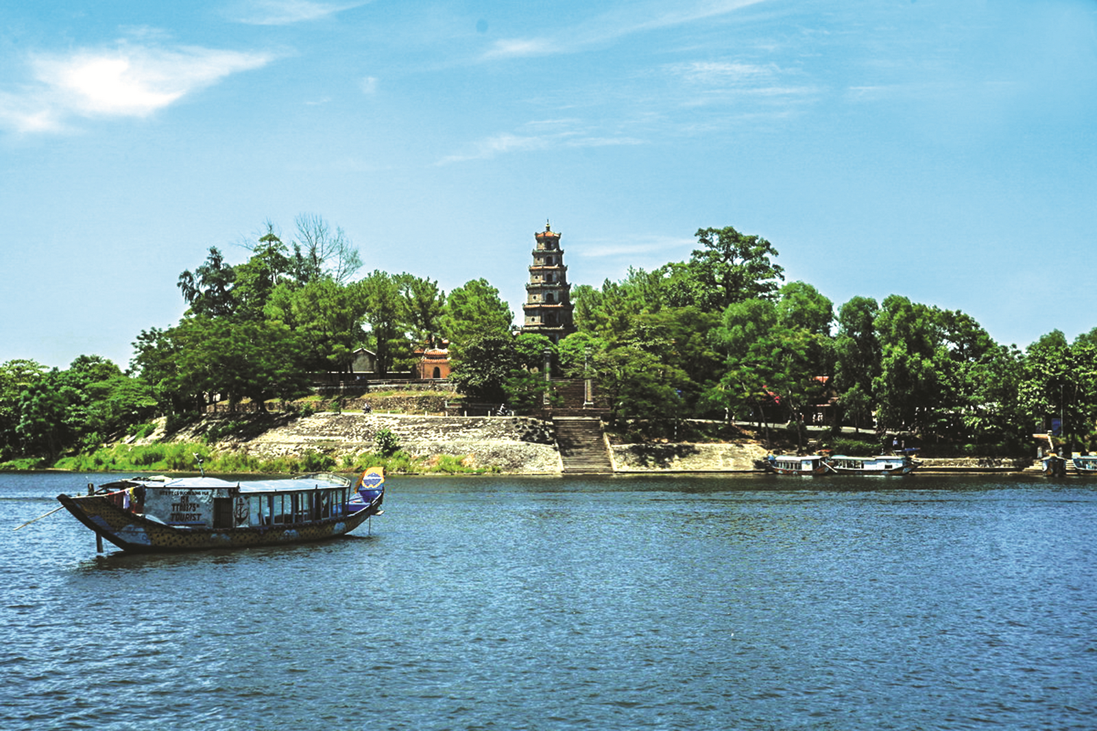 Dạt dào dòng sông di sản Dạt dào dòng sông di sản