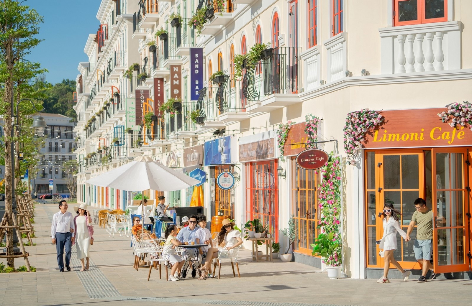 len thanh pho phu quoc lot xac voi khu do thi kieu mau dau tien