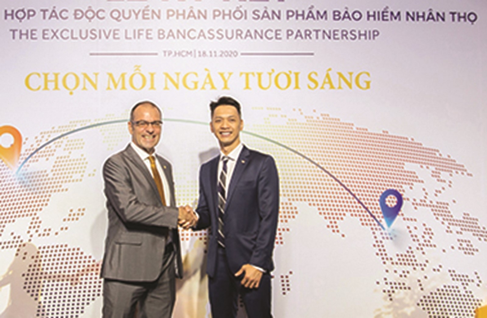 Bảo hiểm đua nhau hợp tác với ngân hàng