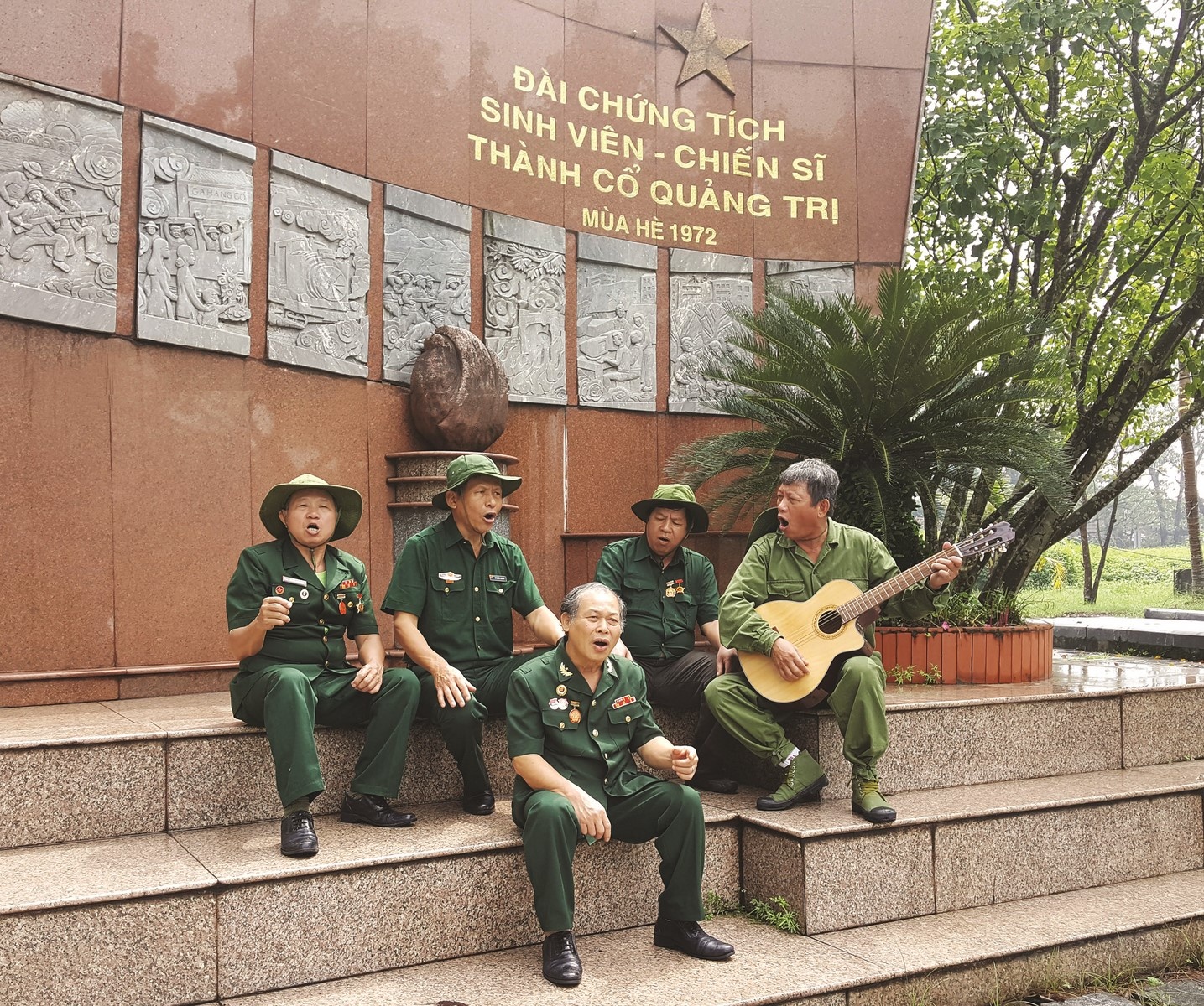 Những trang ký ức máu lửa nhung trang ky uc mau lua